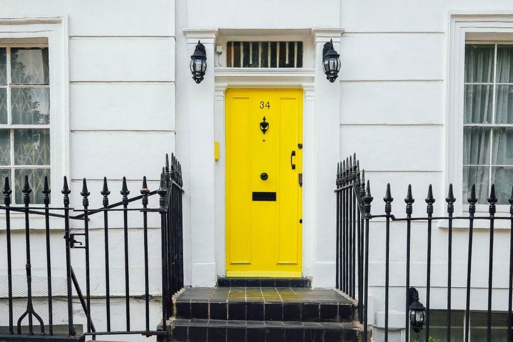 <p class="ql-align-center">A Beginner’s Guide to Buying and Selling</p>